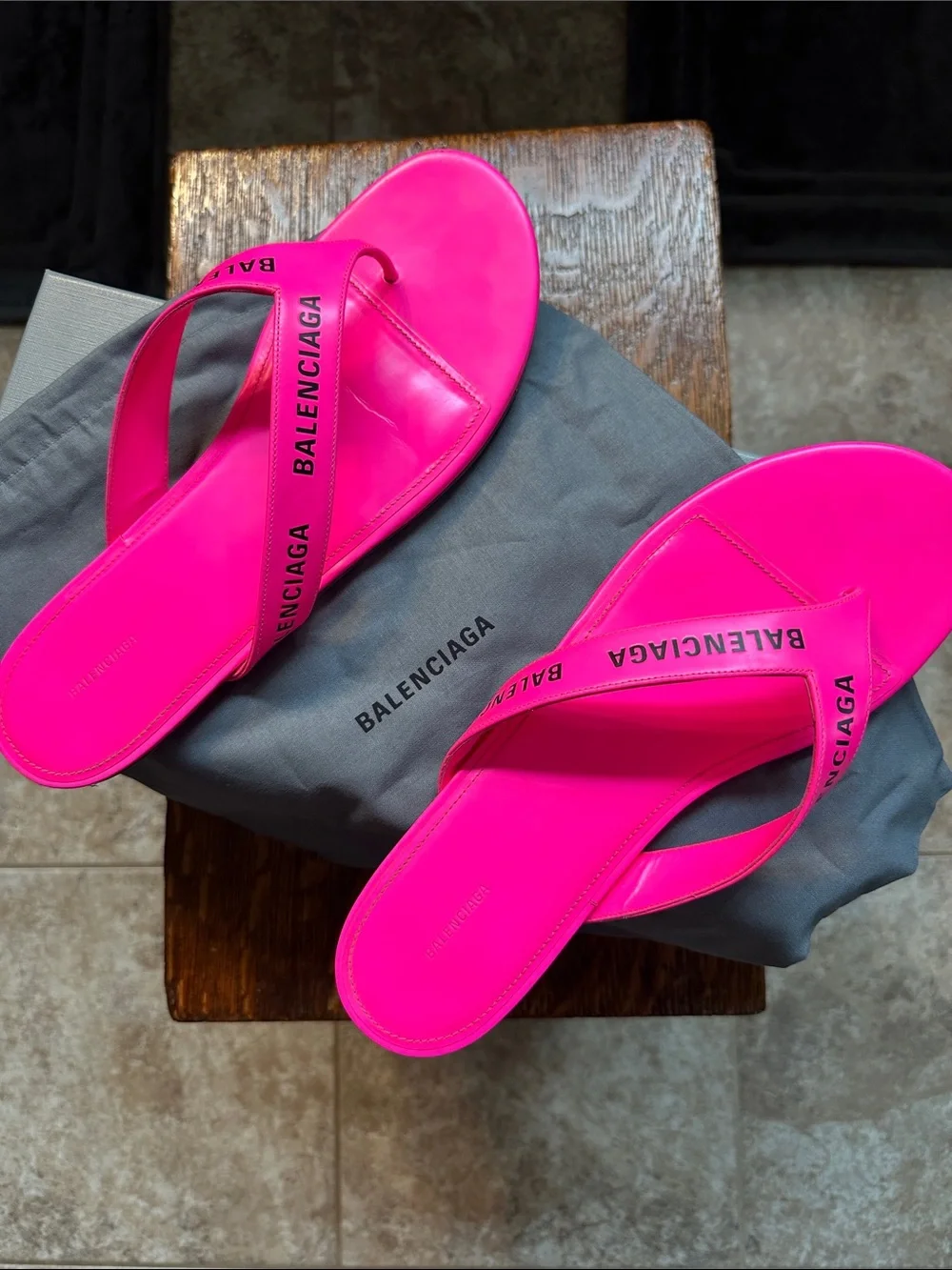 Balenciaga Neon Pink Logo Thong Sandals. IT 41